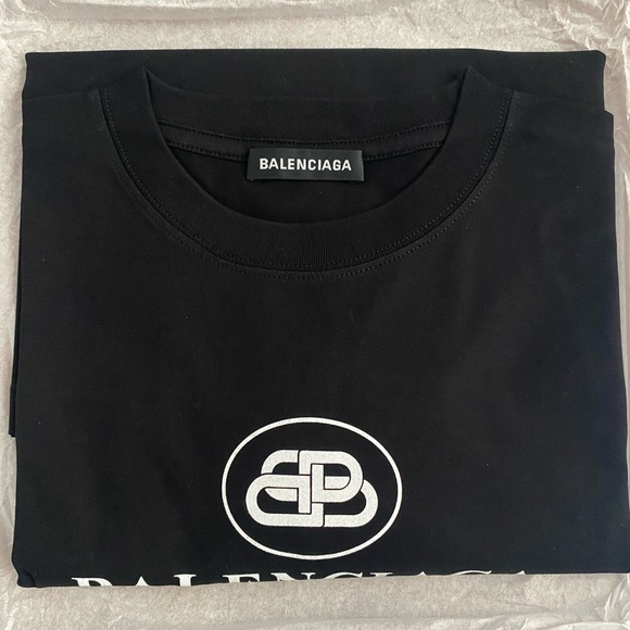 Women’s Balenciaga, Black Cotton Logo Crewneck Shirt, size M, BNWT - Picture 5 of 9